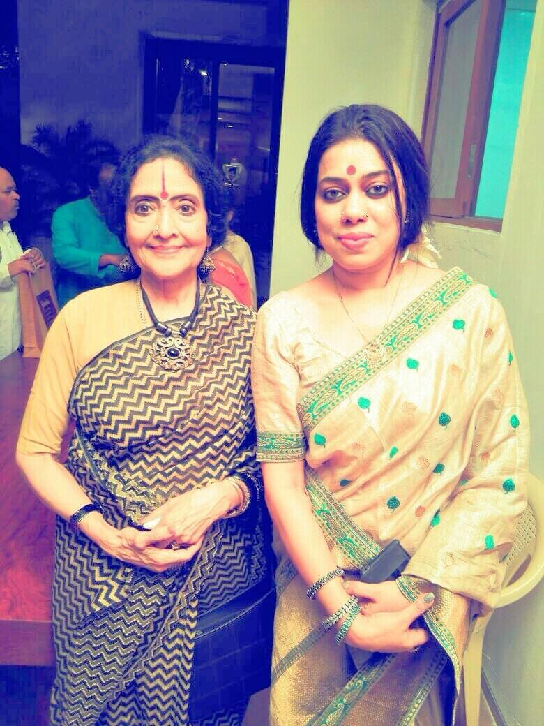 Barnali Chattopadhyay photographed with a senior vocalist